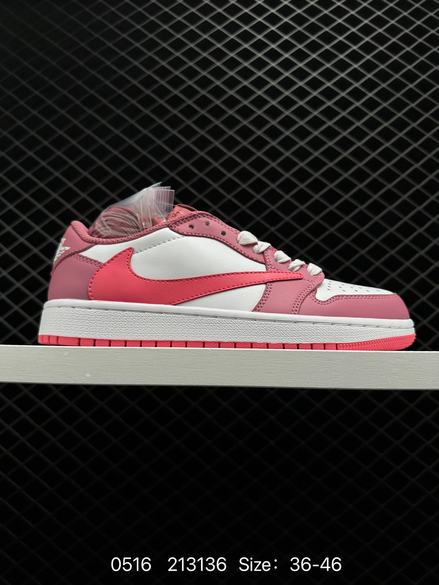 NIKE Air Jordan 1 Low NIKE Air Jordan 1 Low